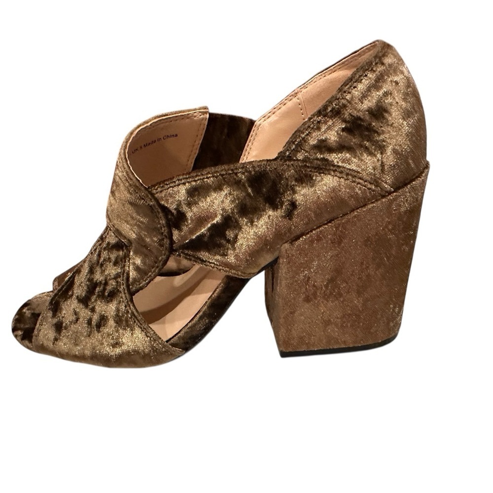 Cabi Interlock Crushed Velvet Block Heel Sandals Shoes Olive Size 6.5 - Picture 7 of 10